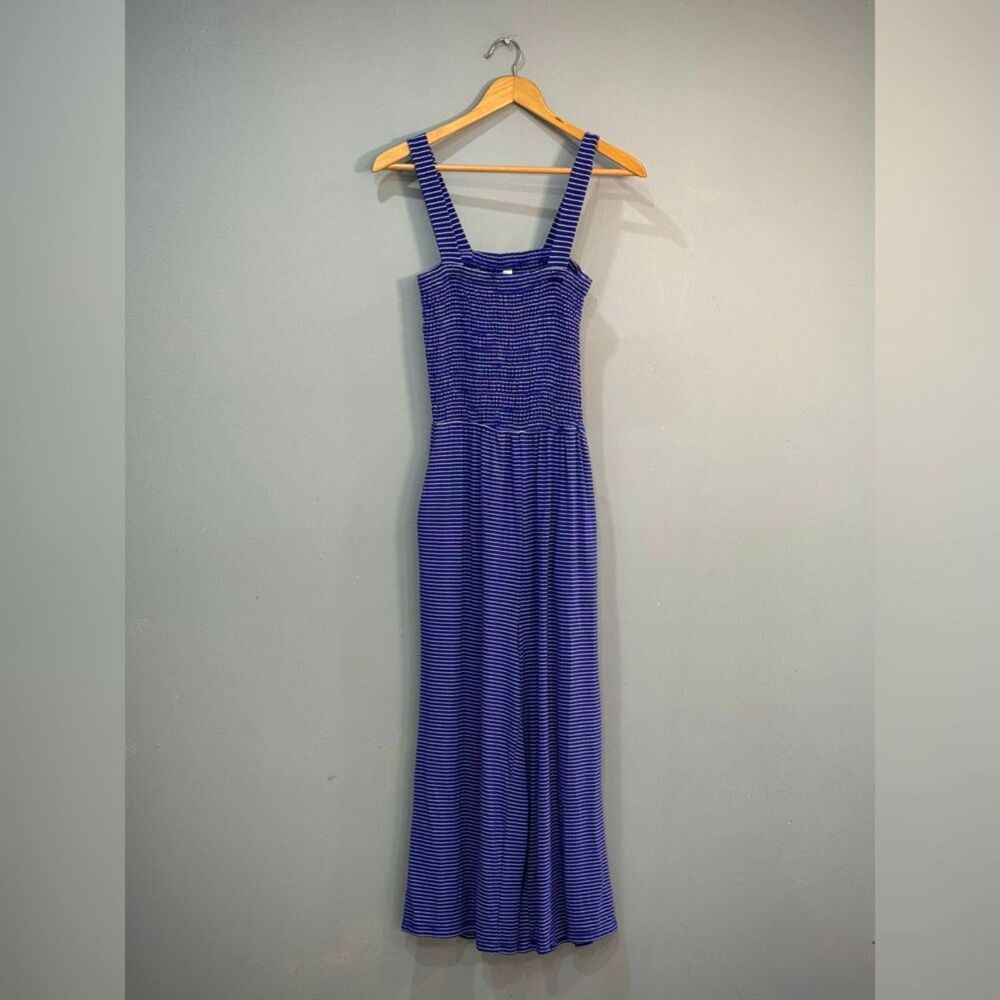 Blue/White Zenana Striped Smocked Top Wide Leg Jumpsuit Size S EUC